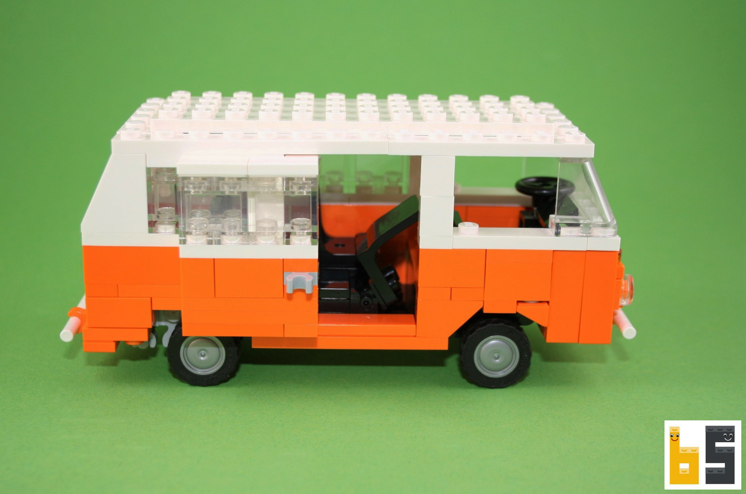 VW Type 2 T2b bus – kit from LEGO® bricks – The Brickworms