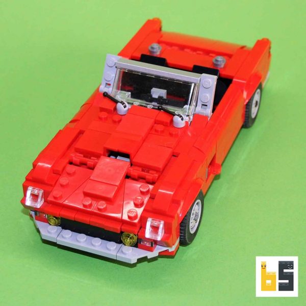 Various views of the Ferrari 250 GT SWB California Spyder as a LEGO® creation by Peter Blackert.