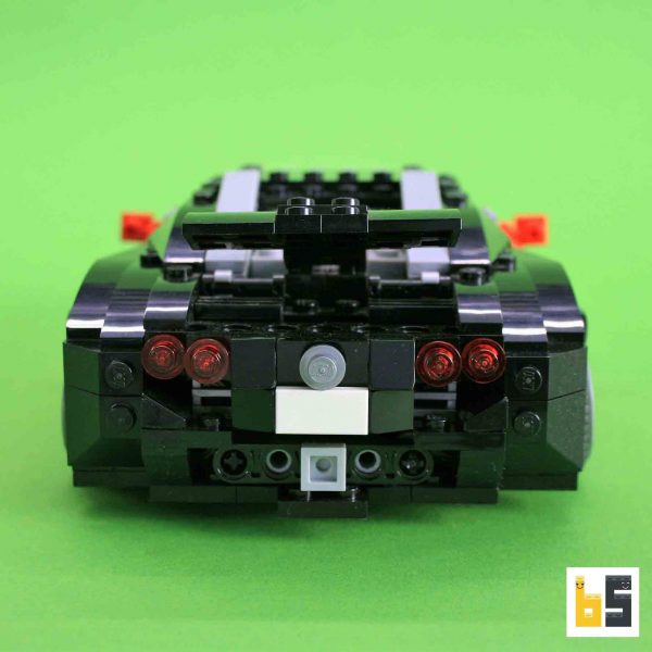 Various views of the Bugatti Veyron EB 16.4 as a LEGO® creation by Peter Blackert.