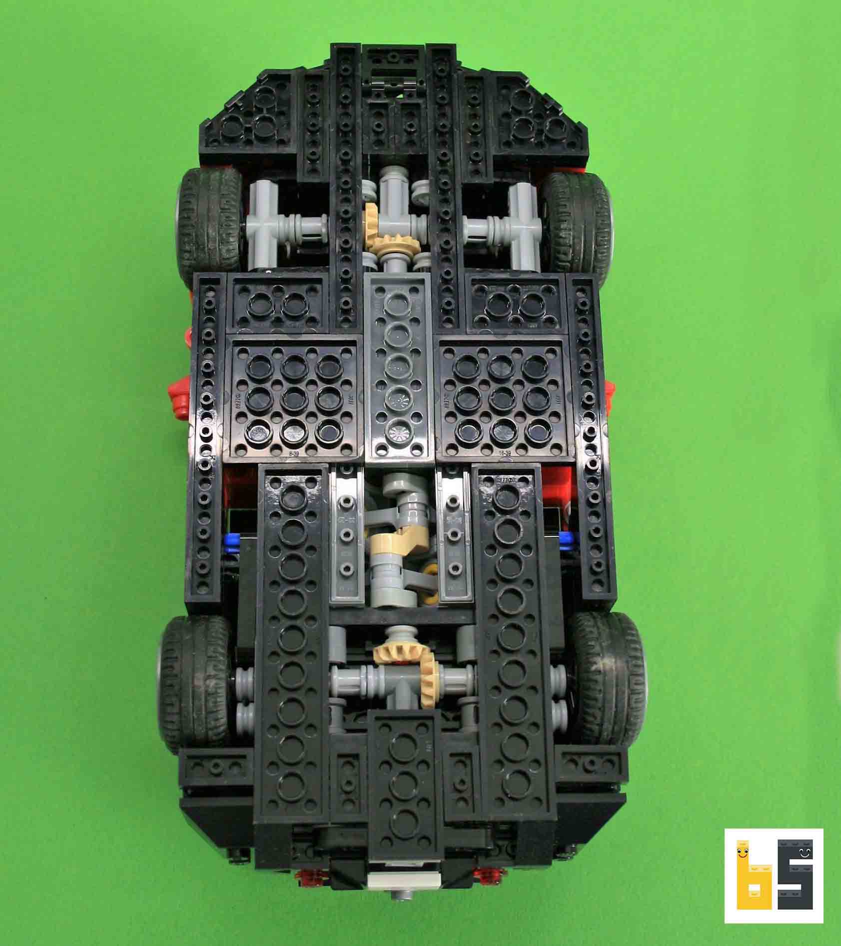 Bugatti Veyron EB 16.4 kit from LEGO bricks The Brickworms