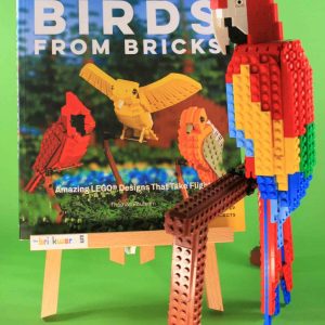 Bundle Birds-Buch + Hellroter Ara aus LEGO®-Steinen