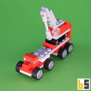 Micro Sattelschlepper mit Raupenkran – Bausatz aus LEGO®-Steinen