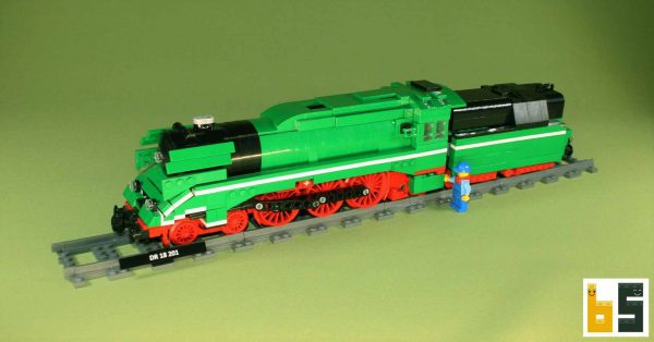 Different views of the DR steam loco 18 201 as a LEGO® creation by Ralf J. Klumb