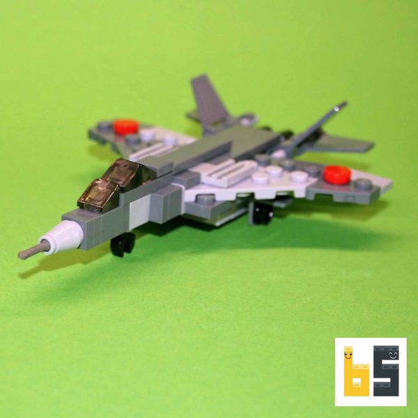 Verschiedene Ansichten der Mikoyan MiG 29 – Bausatz aus LEGO®-Steinen, kreiert von Peter Blackert.